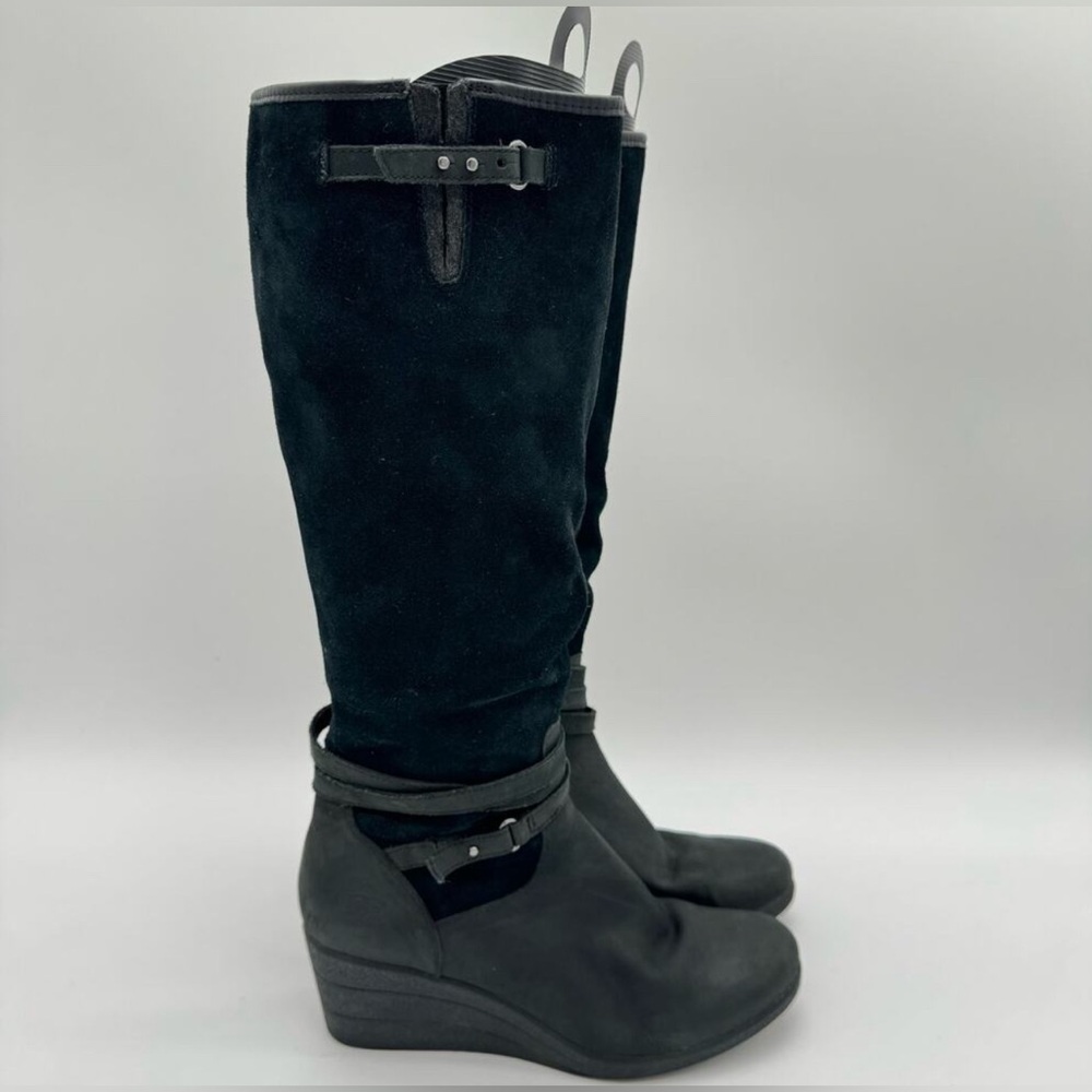 UGG Black Tall Wedge Winter Boots size 9 waterproof strappy cute comfy